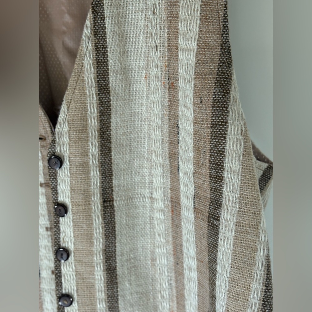 Button-Down Vest, Wool Mix - Picture 7 of 13